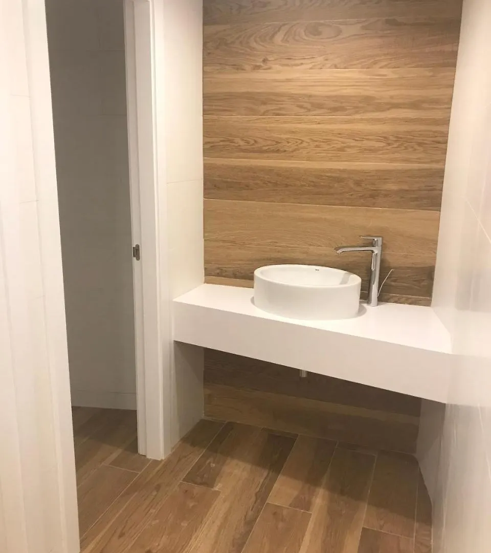 Ginosi Pedralbes Hotel Barcelona