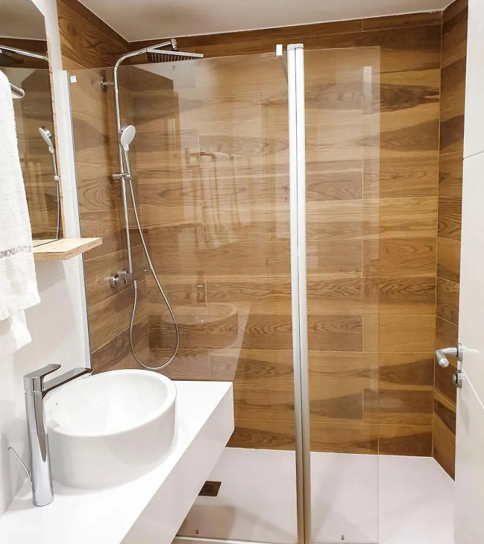 Ginosi Pedralbes Hotel Barcelona