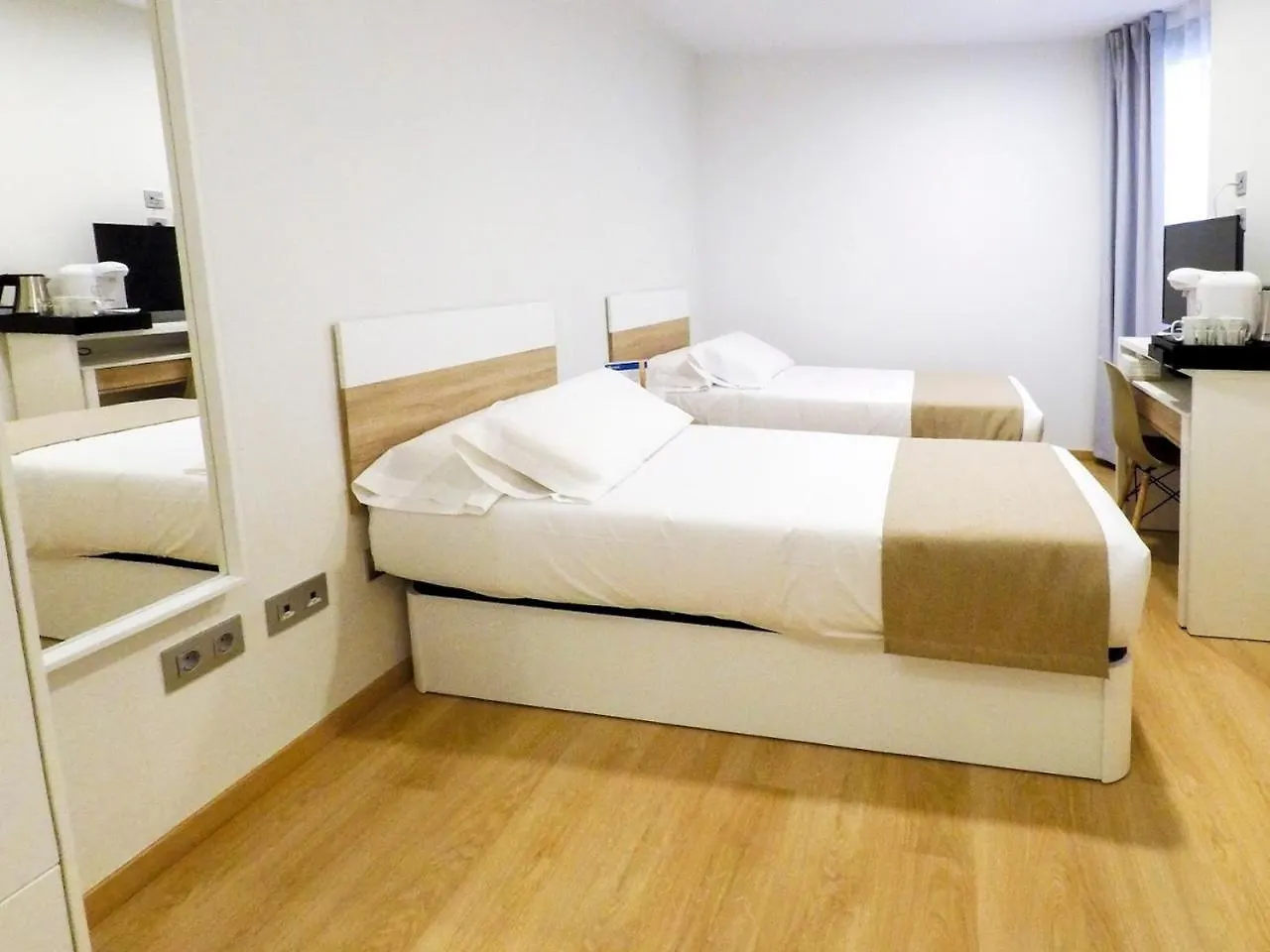 Ginosi Pedralbes Hotel Barcelona