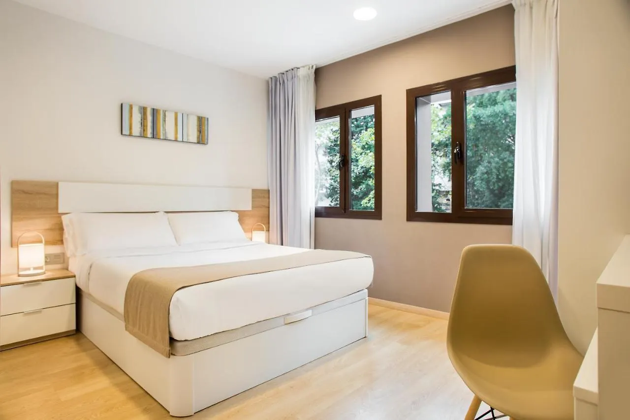 Ginosi Pedralbes Hotel Barcelona